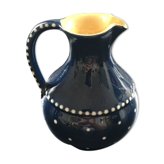 Midnight blue pitcher décor white polka dots