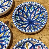 4 hand-painted ceramic cups
