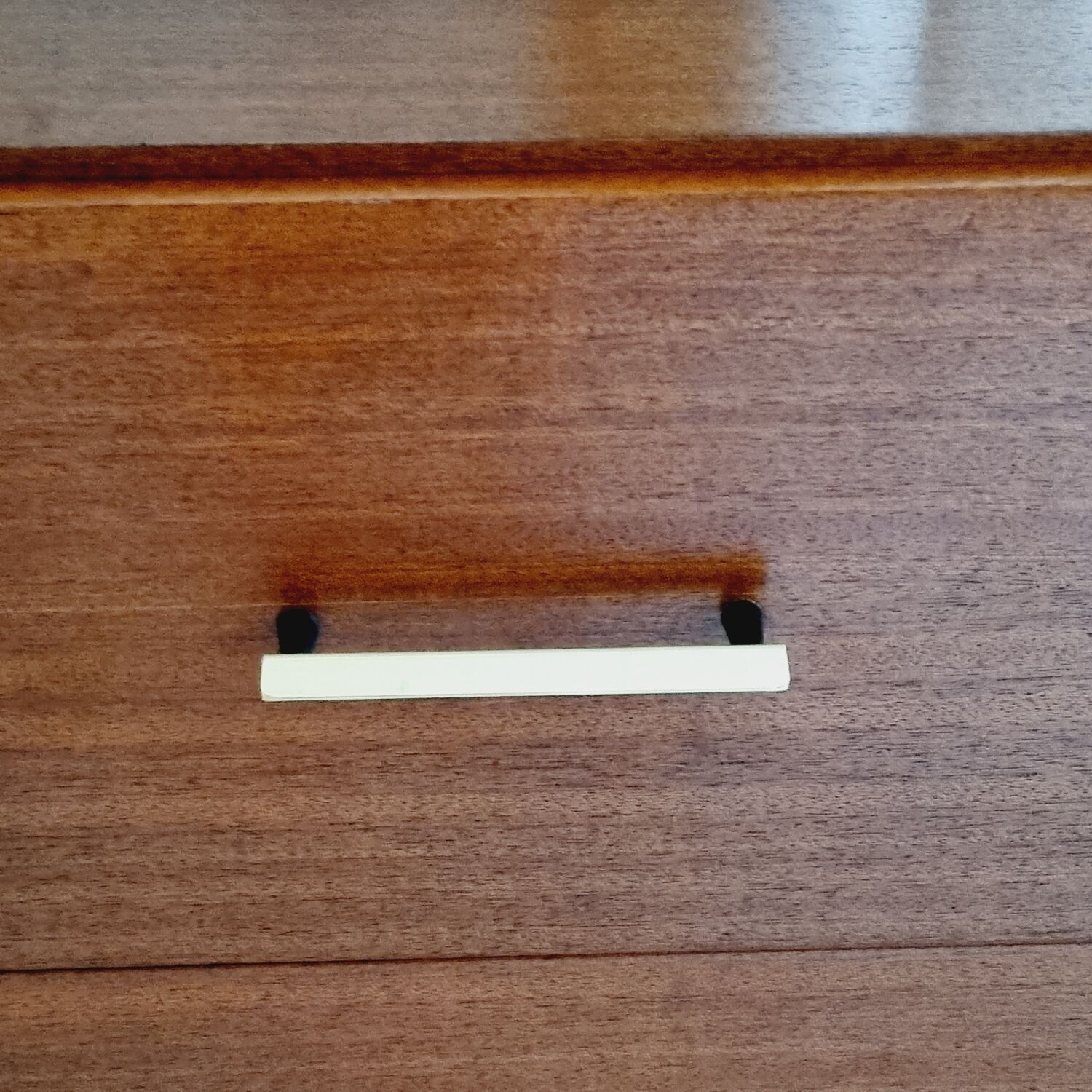 Compass feet dresser