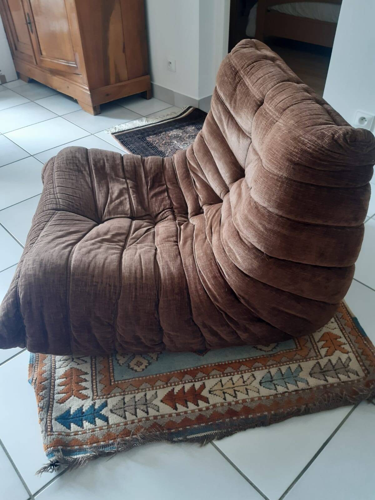 Fauteuils Togo, ligne ROSET 1973