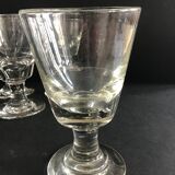 Suite of 4 thick old glasses