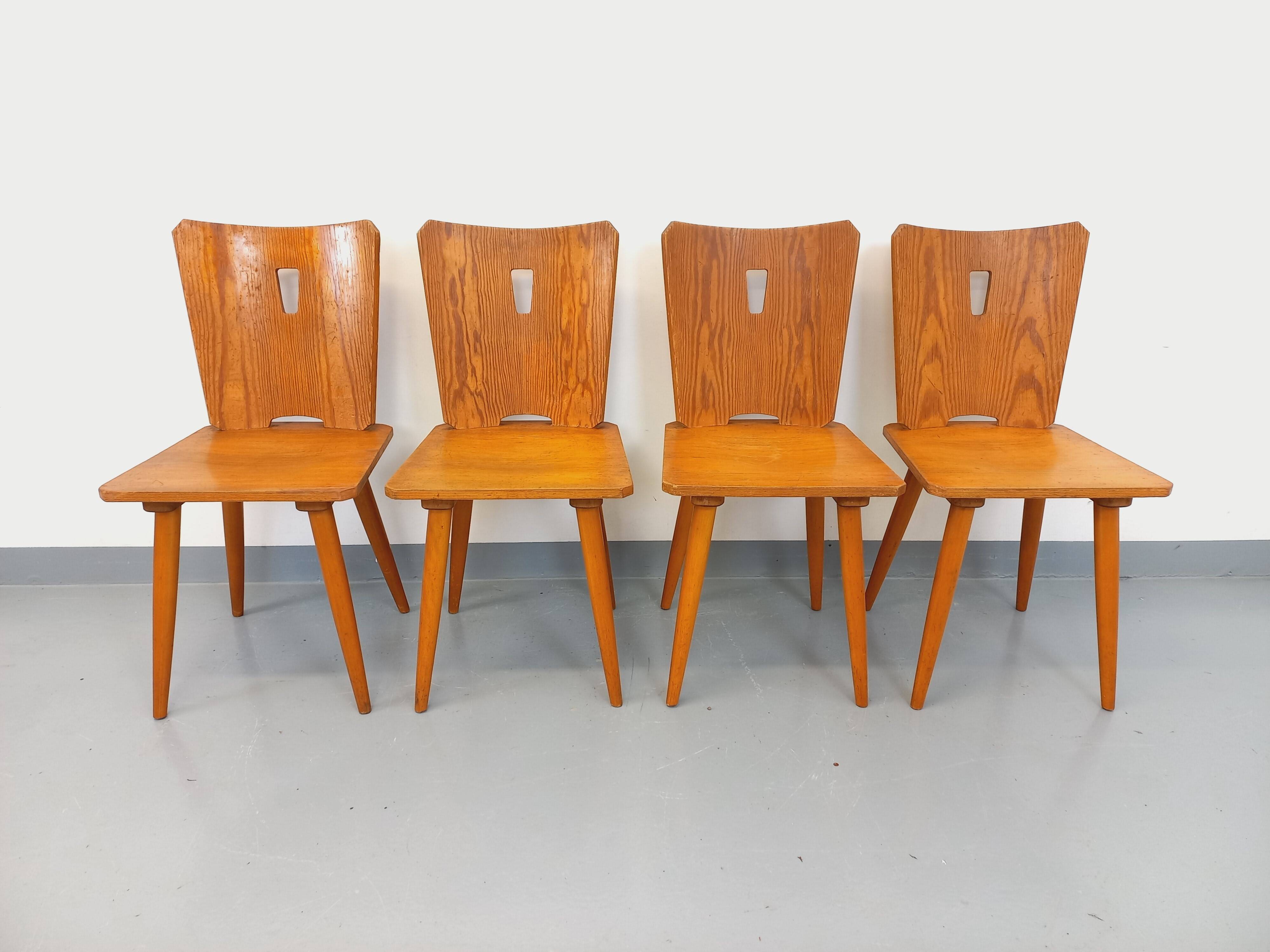 Set of 4 vintage brutalist wooden chairs from the 60s