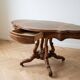 Table basse ovale en ronce de noyer style Classique