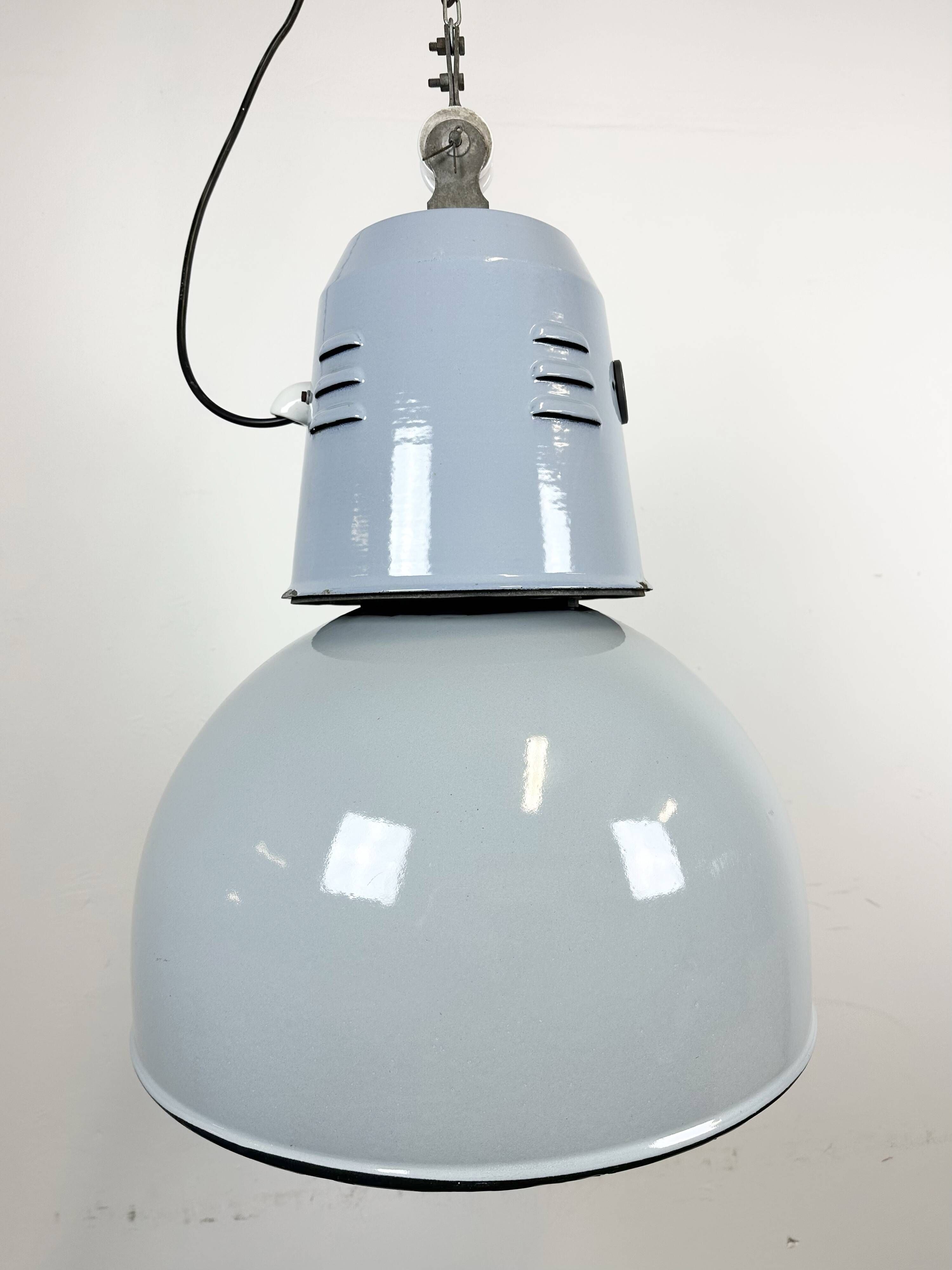 Industrial italien grey enamel lamp from Cariboni, 1970s
