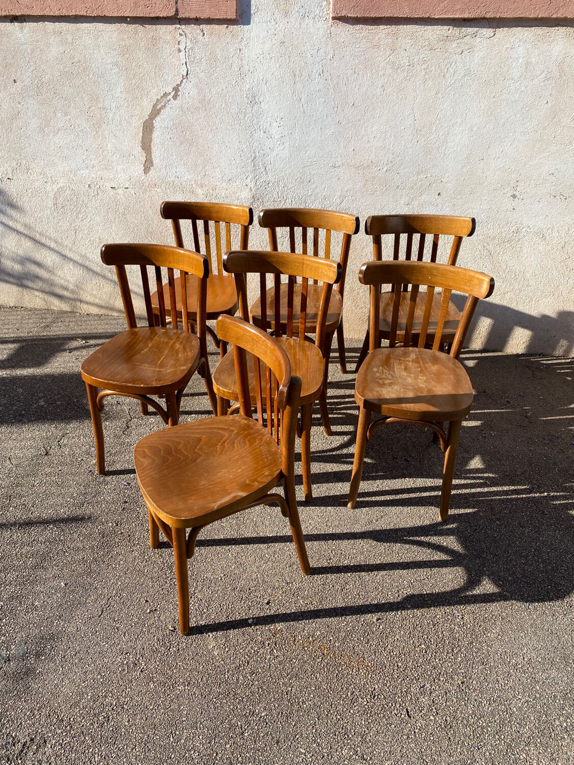Set of 7 bistro chairs with curved backs