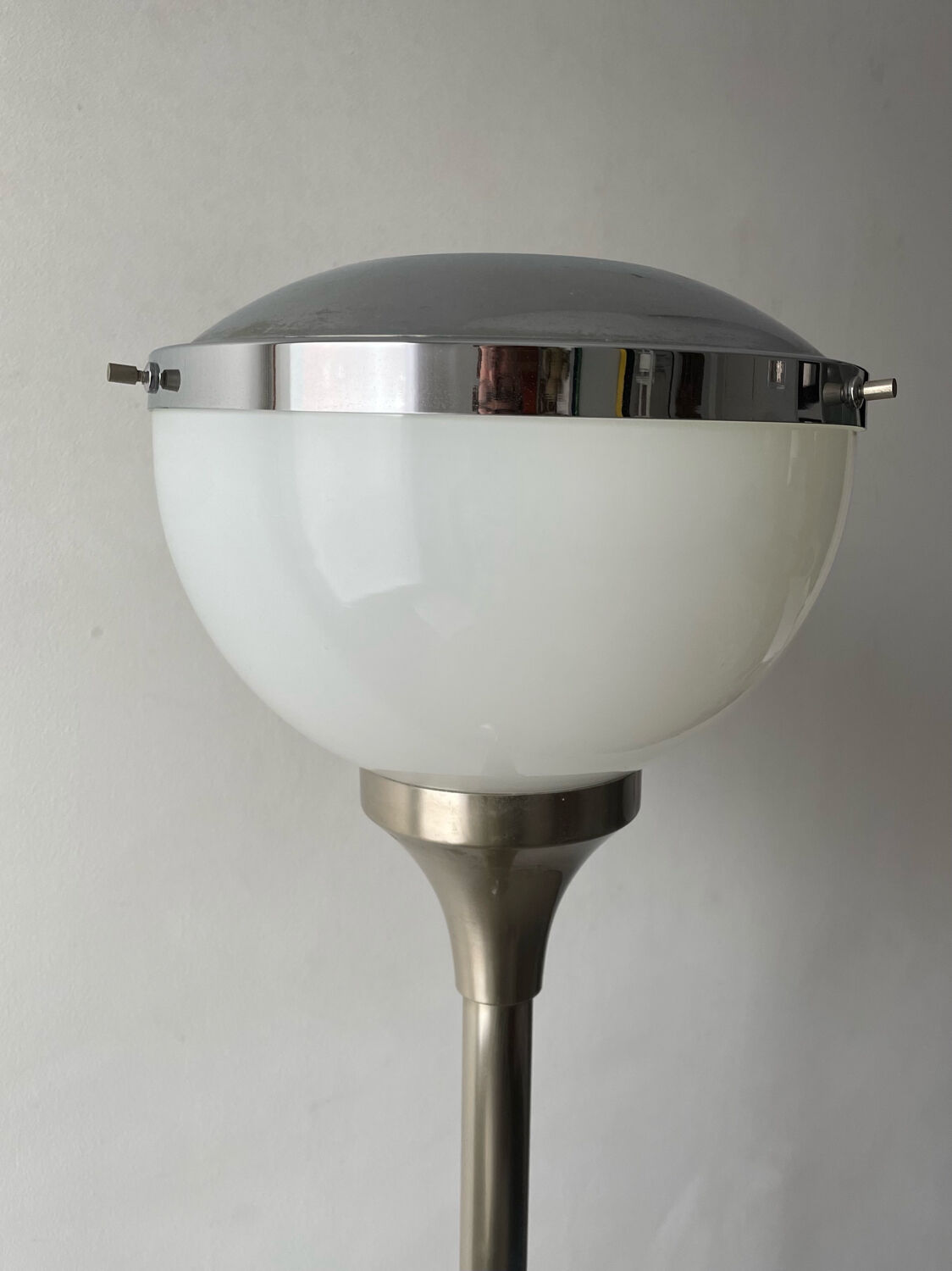 Valenti & C. , Milano 1960’s Vintage Mid Century Modern Italian Floor Lamp