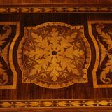 Commode marquetée de style Louis XVI