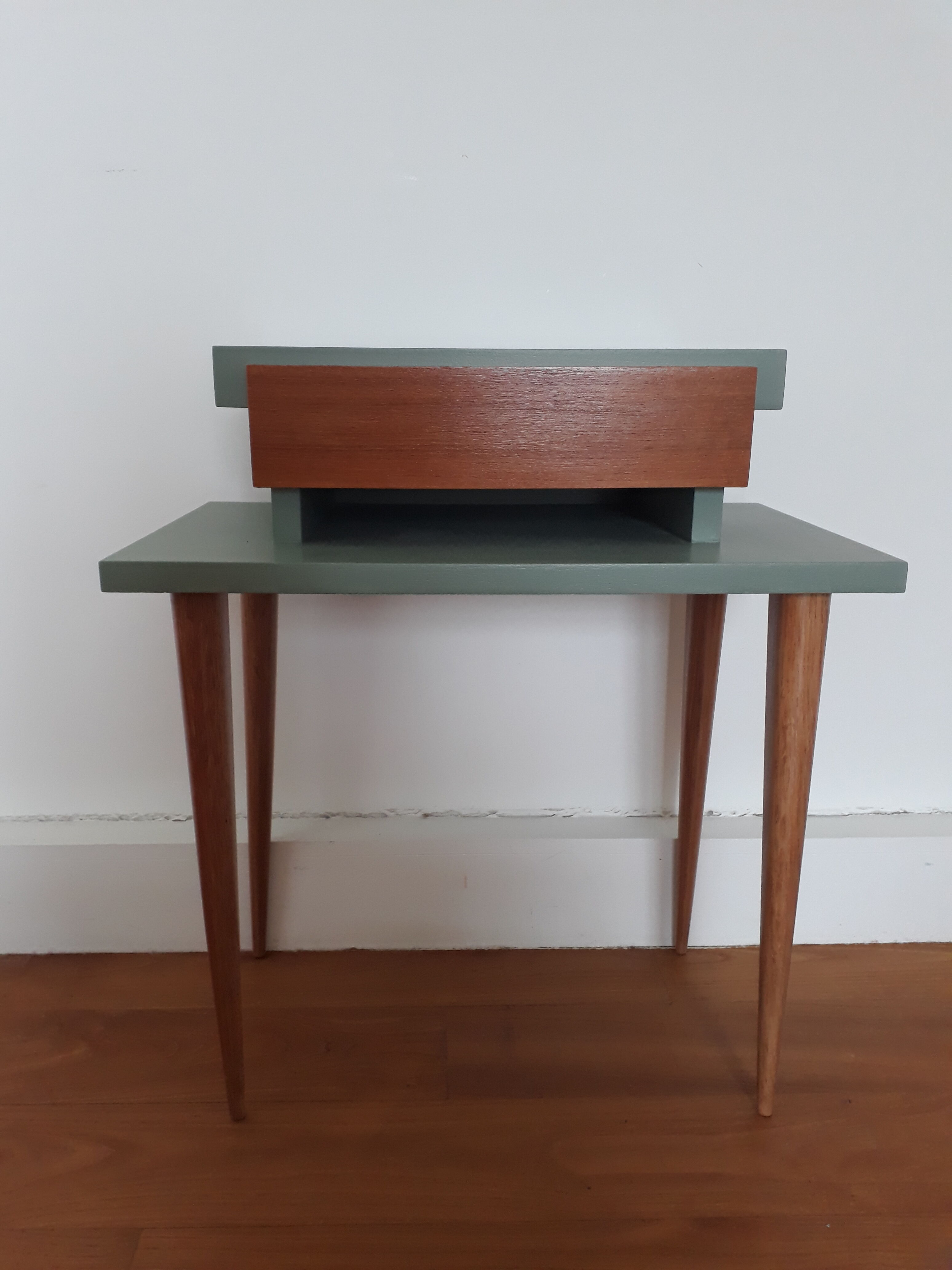 Vintage bedside table from the 1950s in a Scandinavian style revisited in green