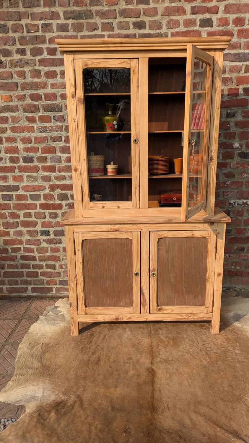 Sideboard