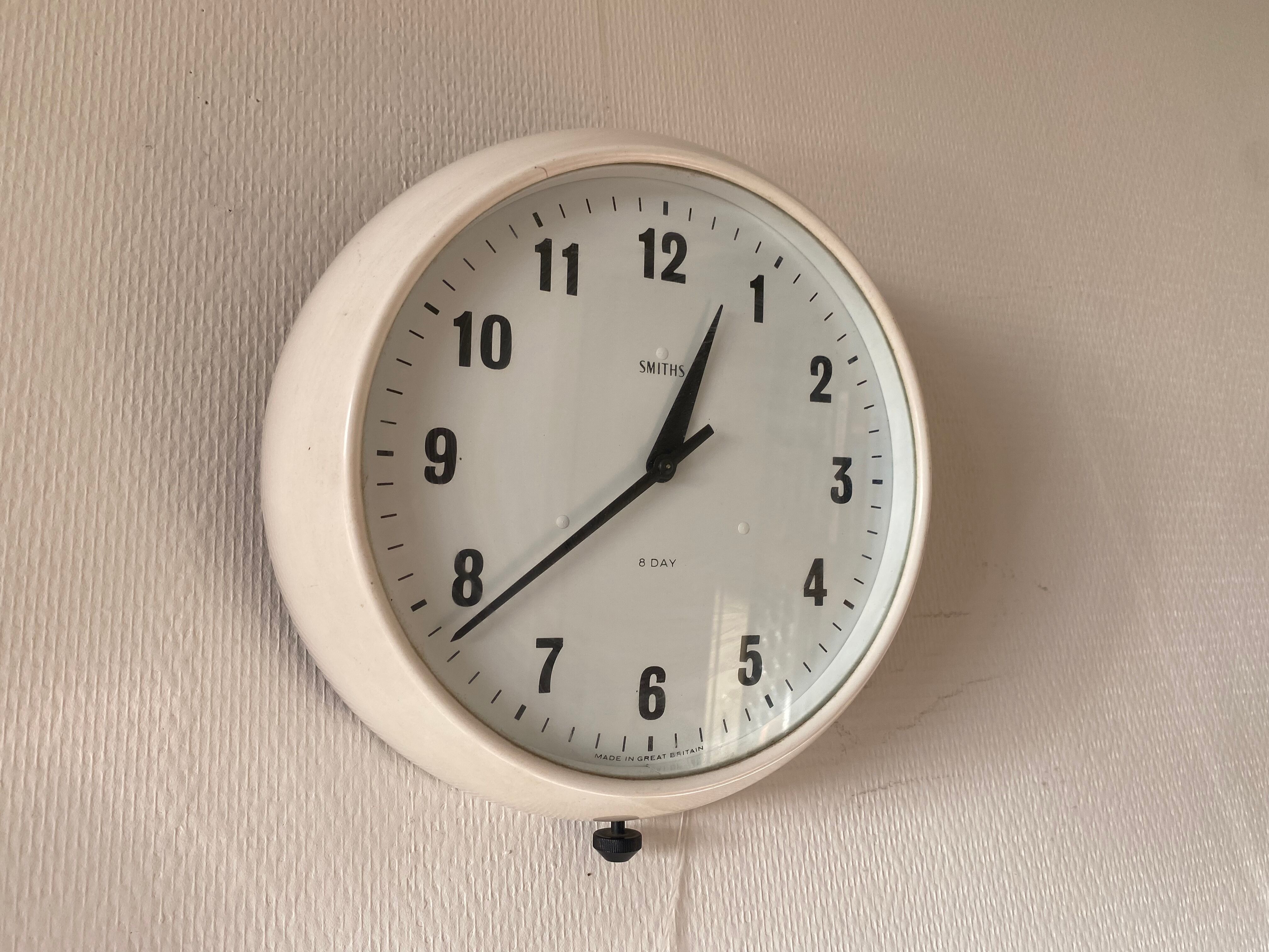 Vintage Bakelite Smiths 8 Day Wall Clock, 1940s