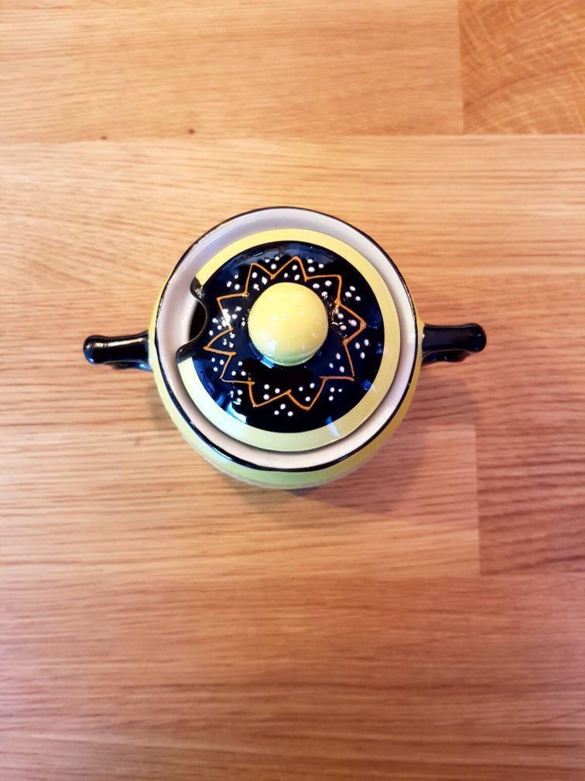 Milk and sugar pot in earthenware