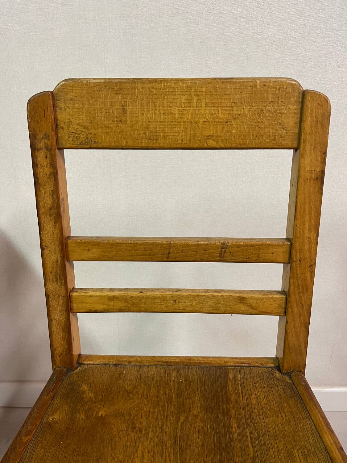 Paire de chaises bistrot Elf en bois 1960