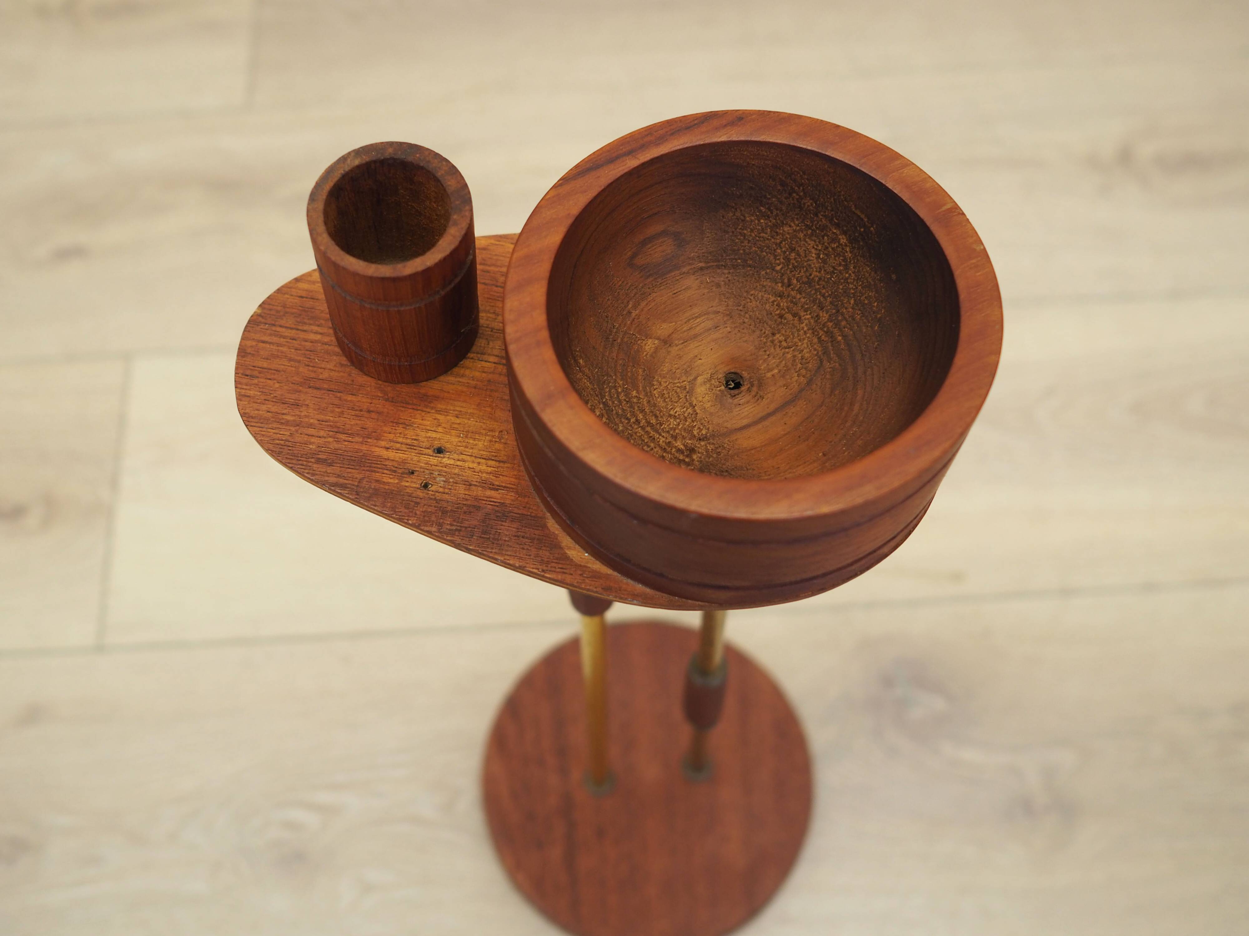 Teak ashtray, Danish design, 1970s, production: Denmark