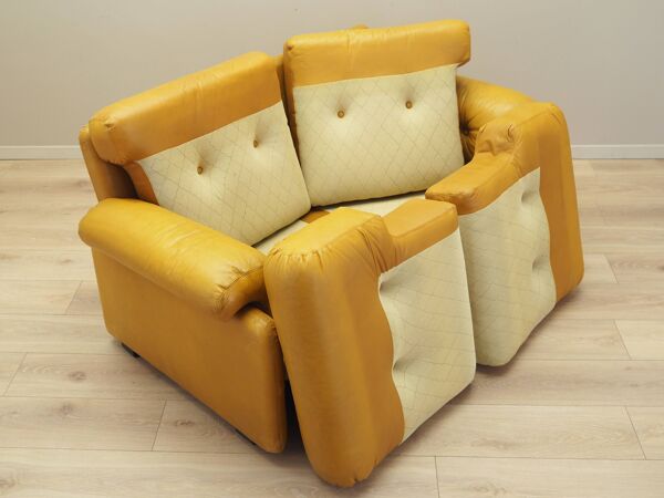 Canapé en cuir jaune, design italien, années 60, fabricant : B&B Italia, desig