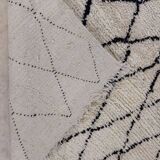 Handmade moroccan berber rug 255 x 150 cm