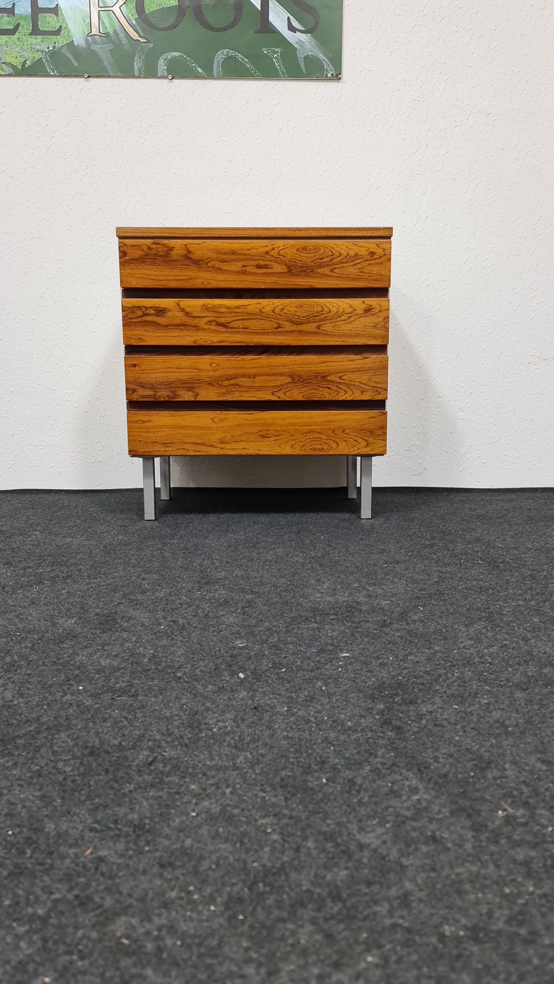 Pallisander chest of drawers