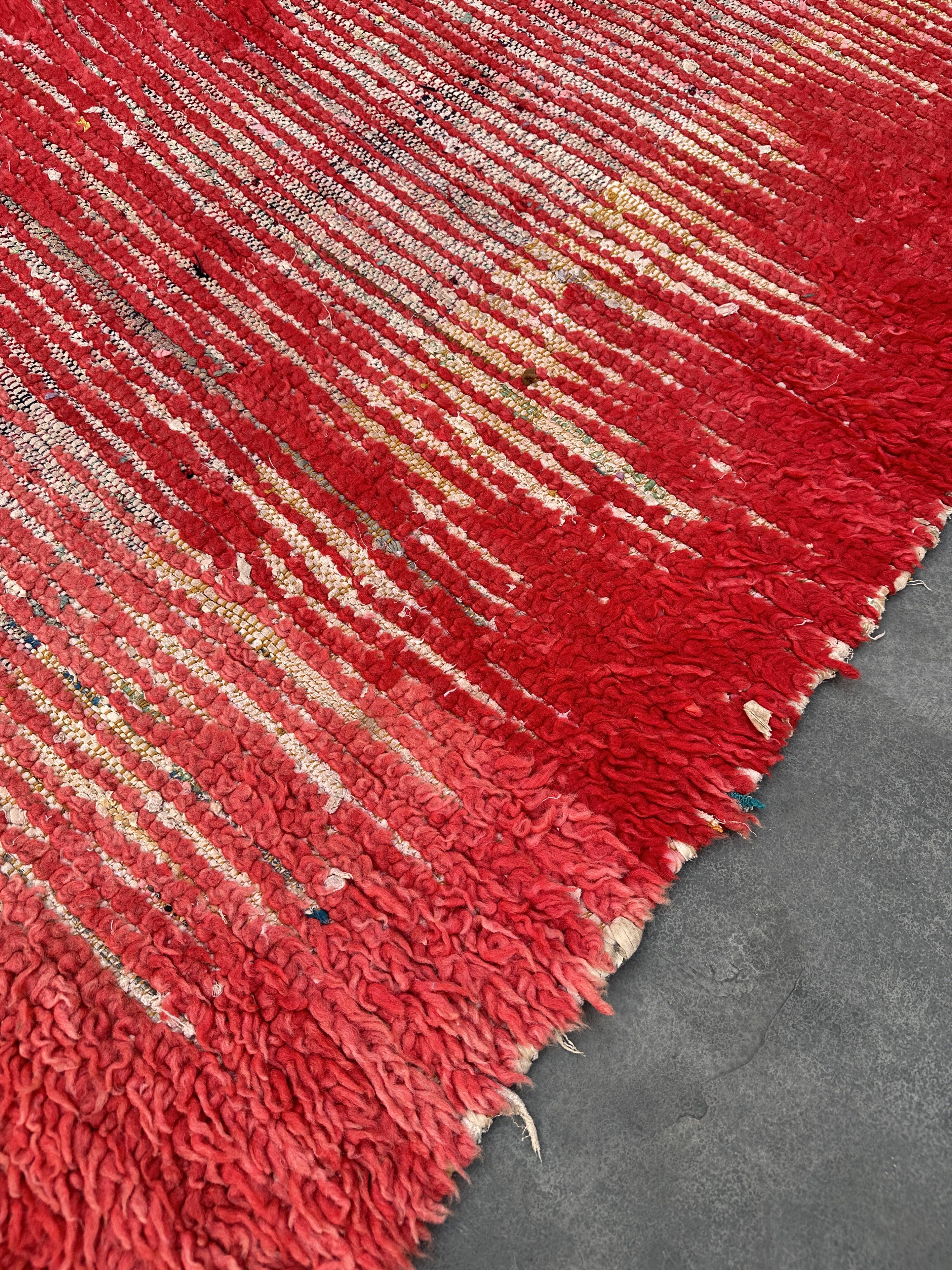 Moroccan rug Beni M'guild red - 154 x 82 cm