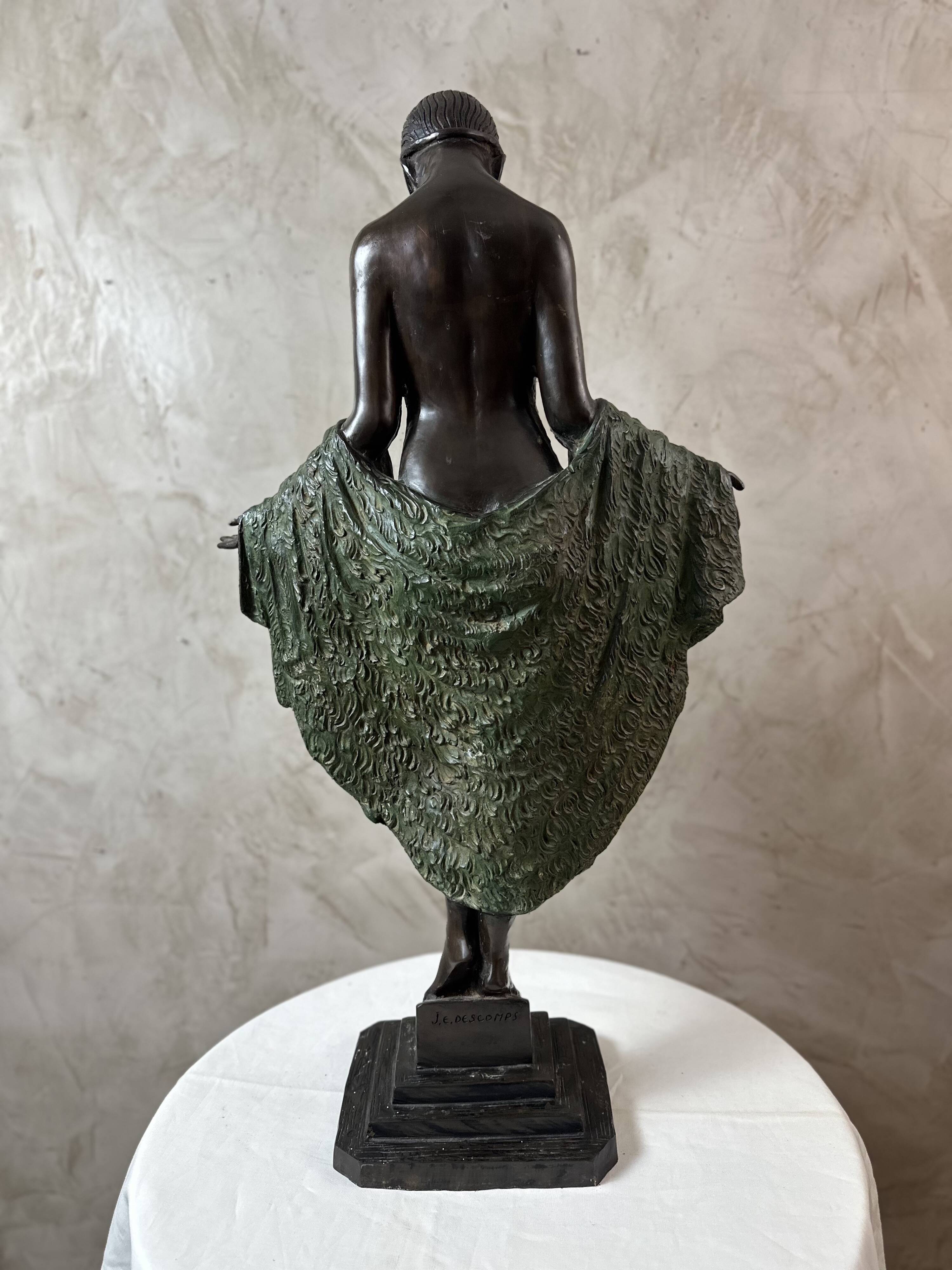 Sculpture art deco