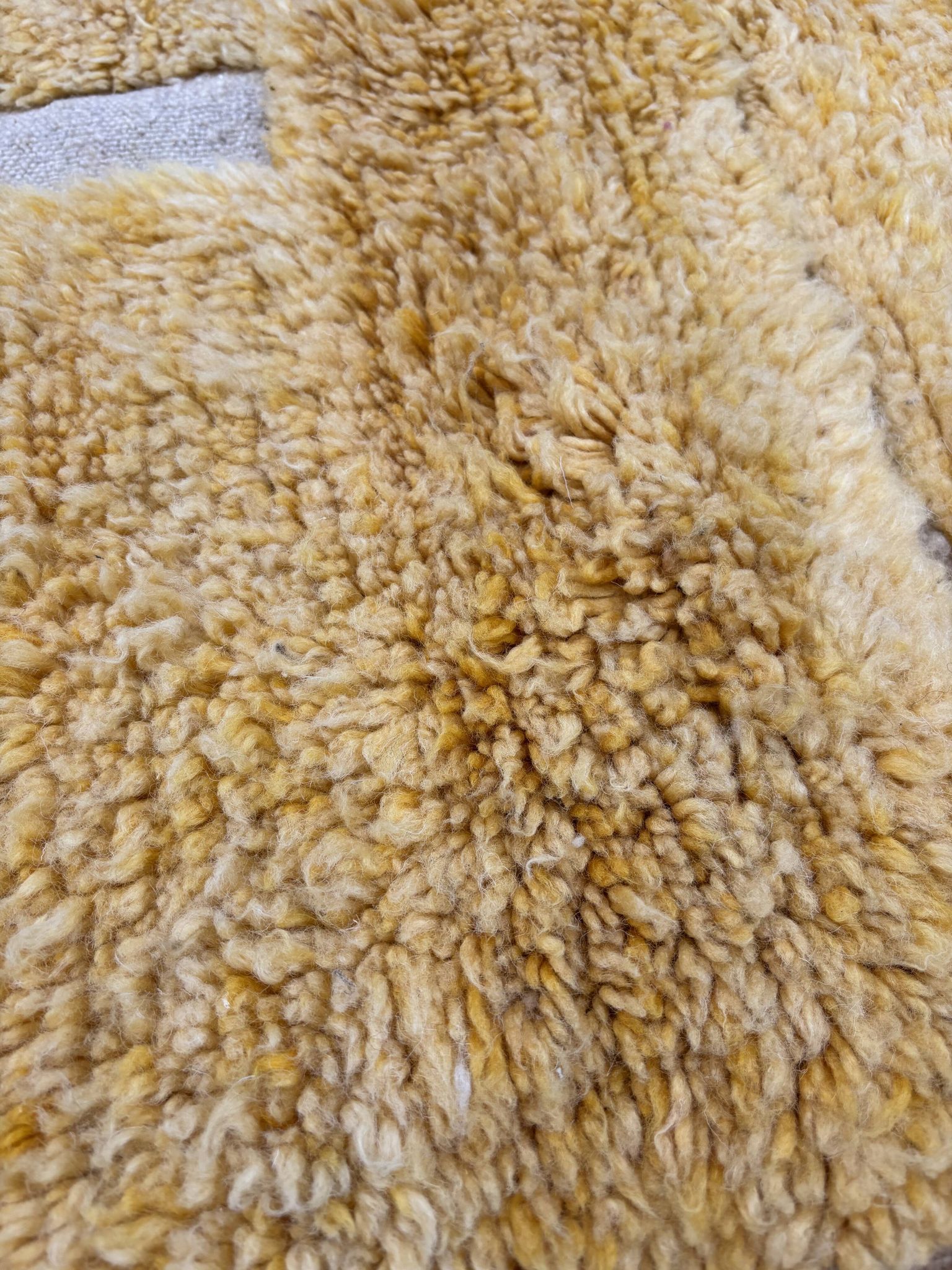 Moroccan Berber M'rirt Wool Rug - 200x300 cm