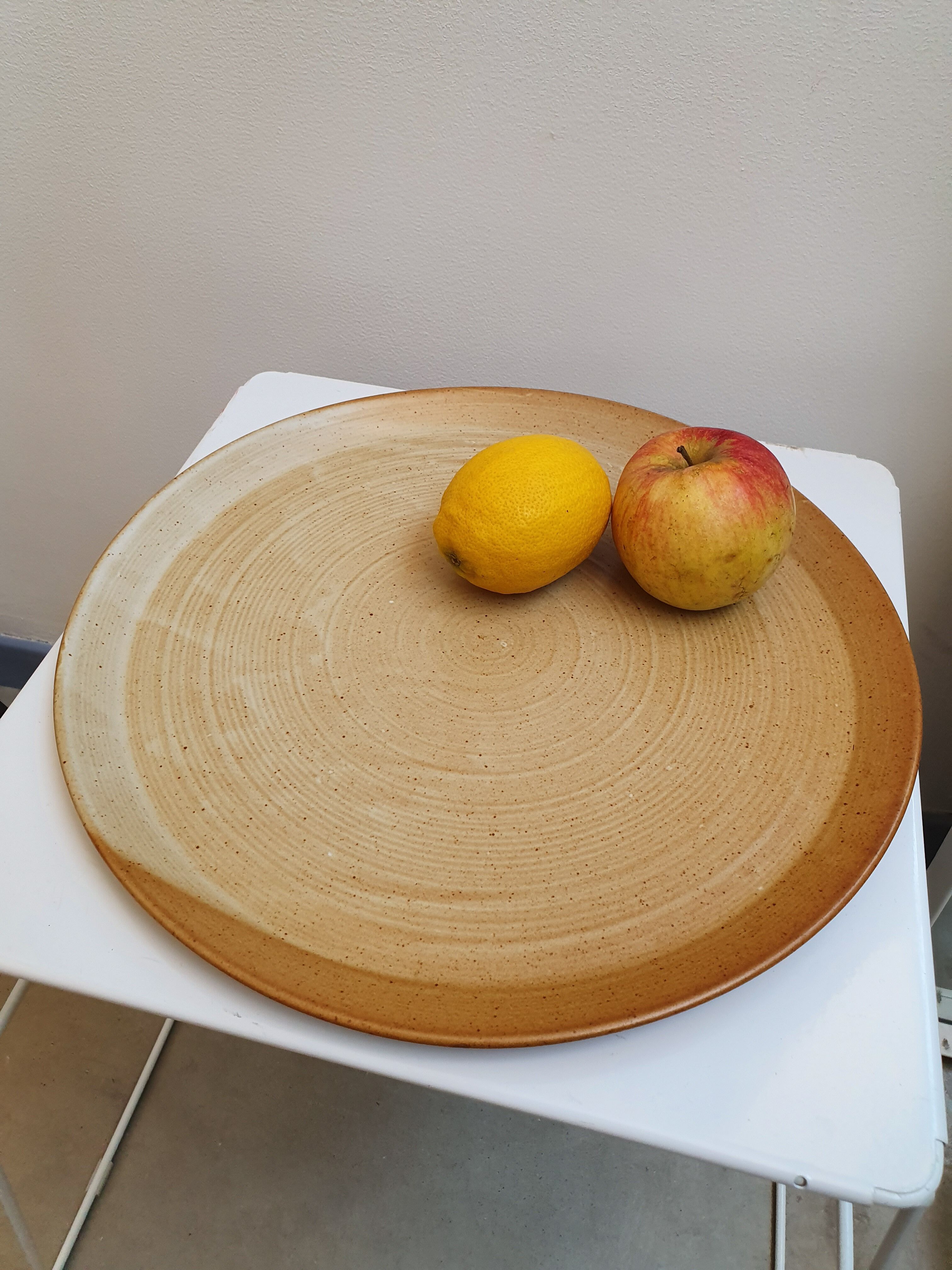 Large serving dish or sandstone tray Village France CNP