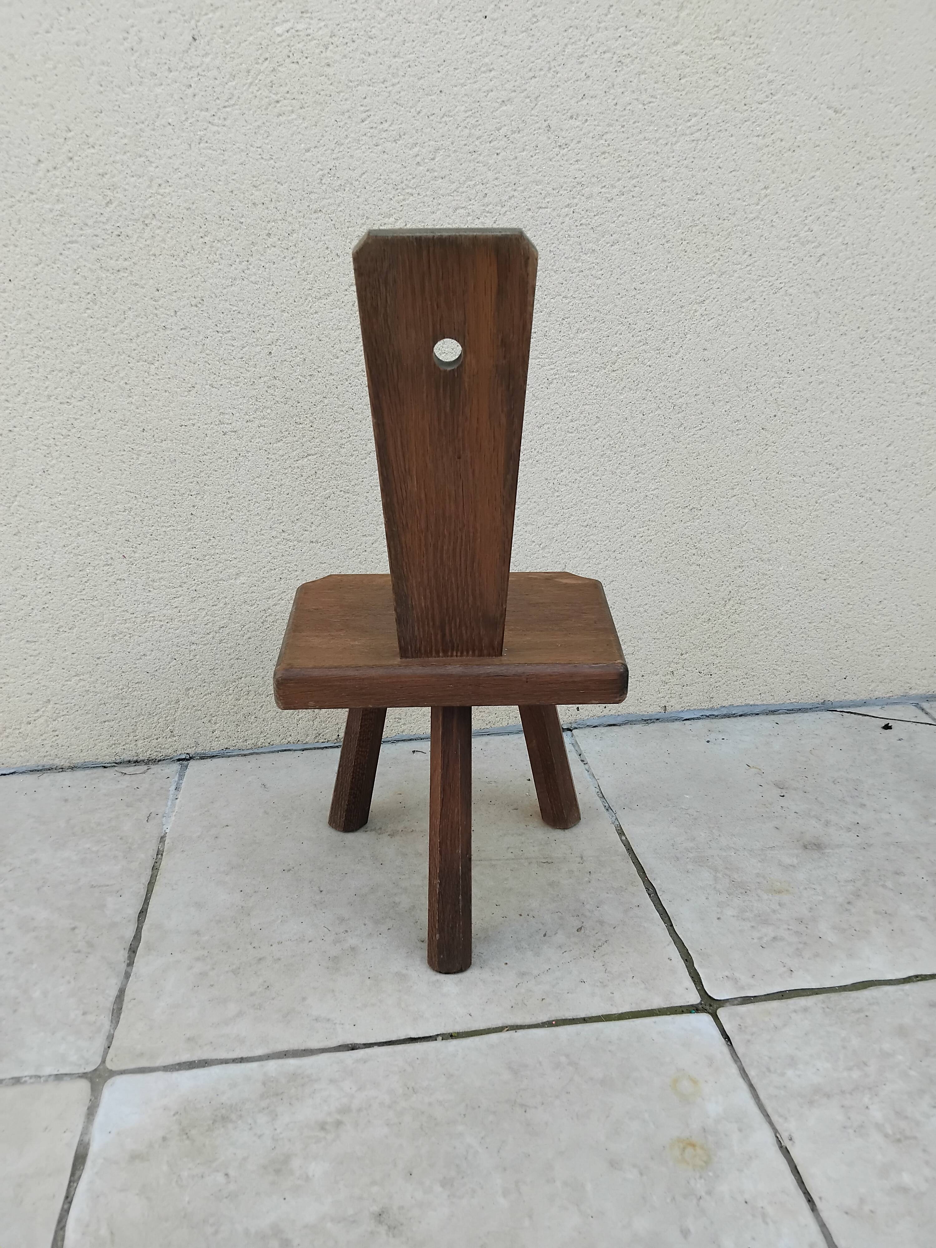 Vintage brutalist tripod children's chair from the 50s