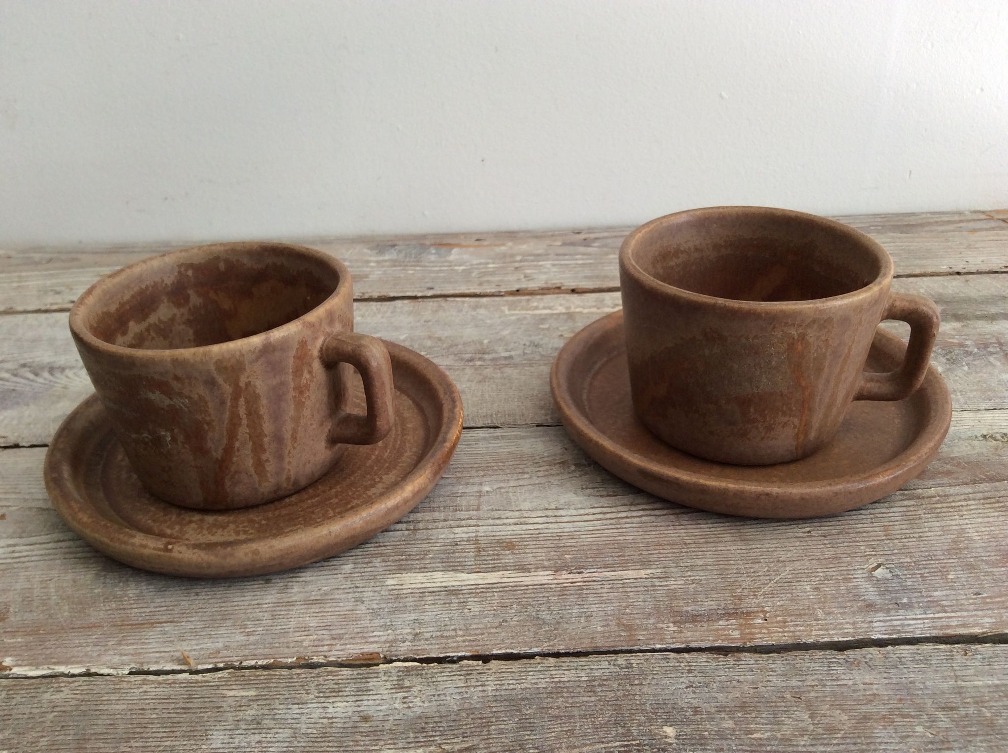 Set of 2 sandstone coffee cups