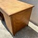 Bureau en bois avec tiroirs vintage