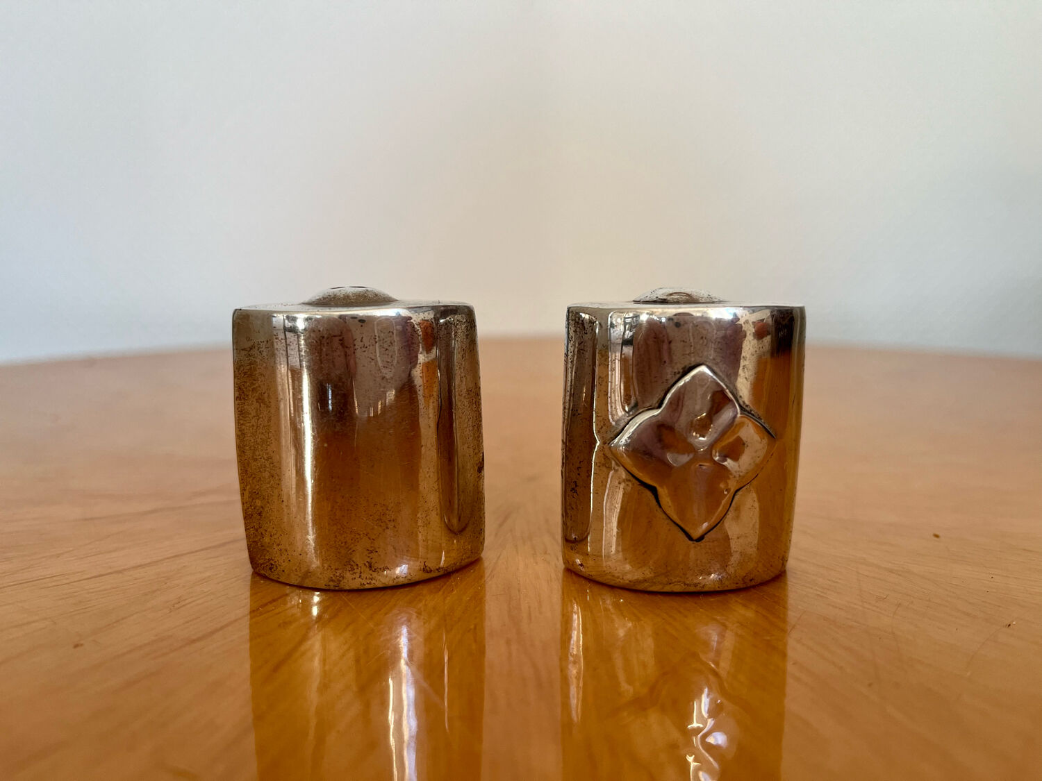 Vintage silver metal salt and pepper shaker