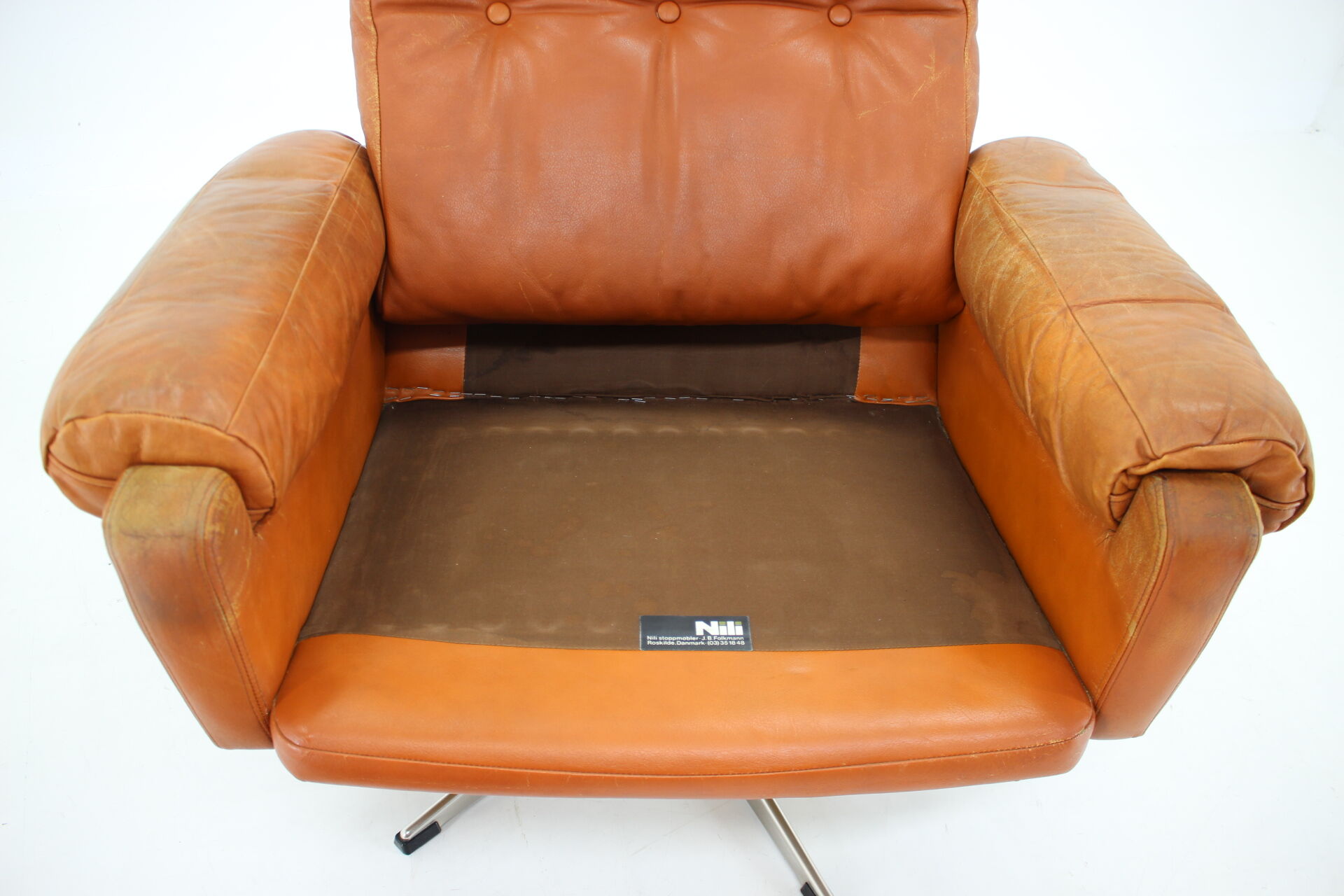 1970s leather swivel armchair by Nili Stoppmobler, Denmark