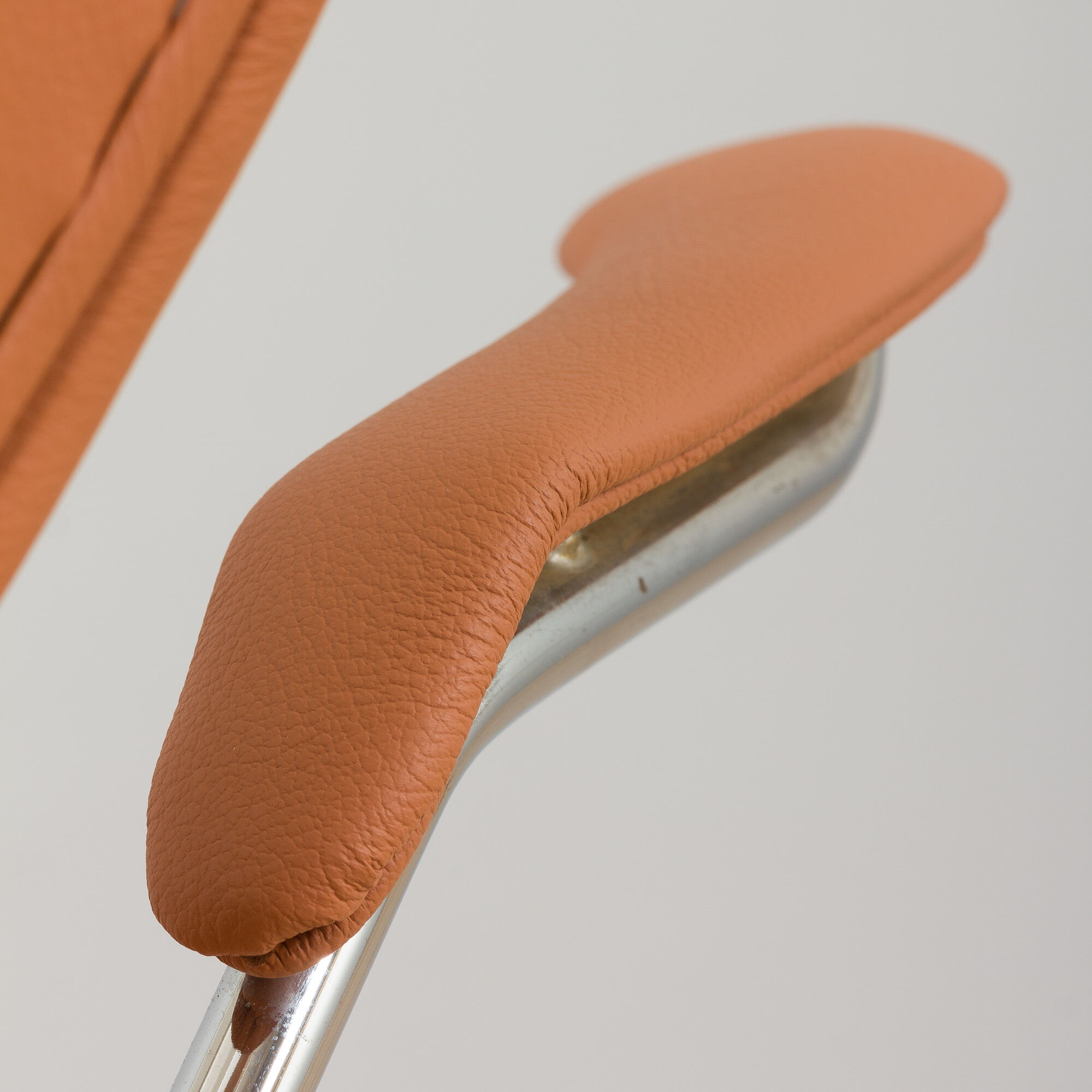 Series 7 chair model 3207 by Arne Jacobsen , Denmark 1980