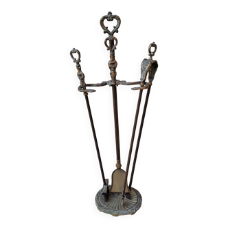 Serviteur de cheminée en bronze