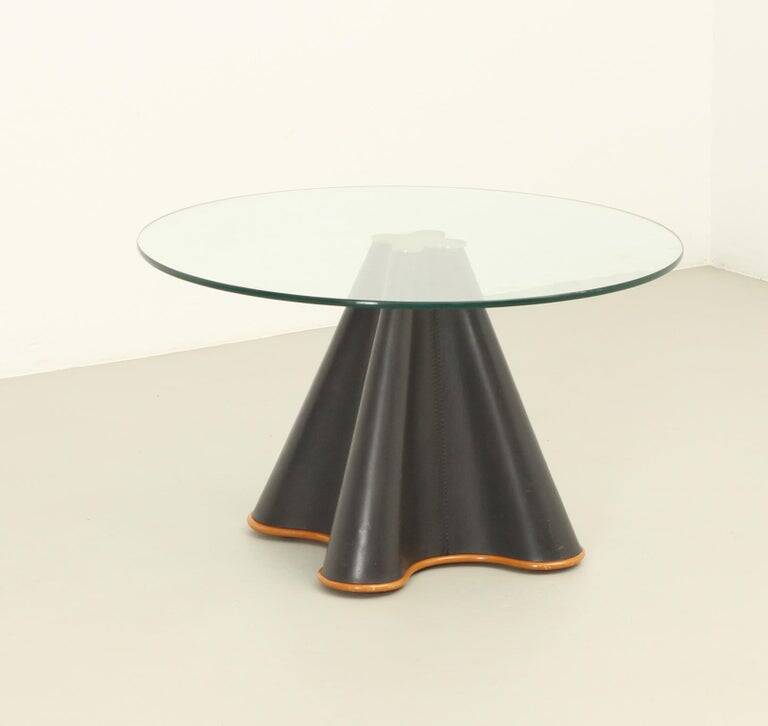 Paire de table d’appoints Trébol par Oscar Tusquets