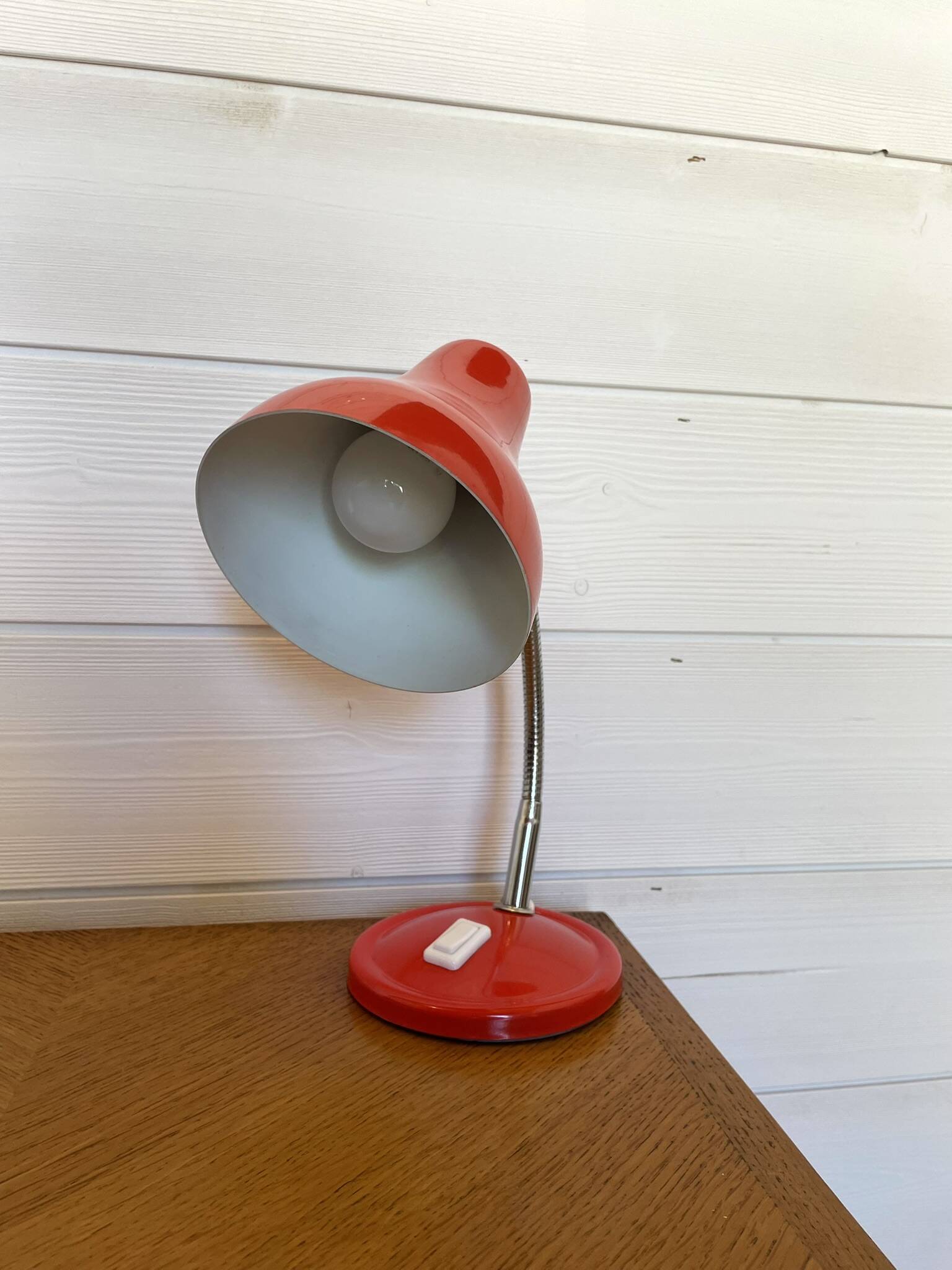Vintage Desk Lamp Swan Neck Red - 70s Pop Art Design