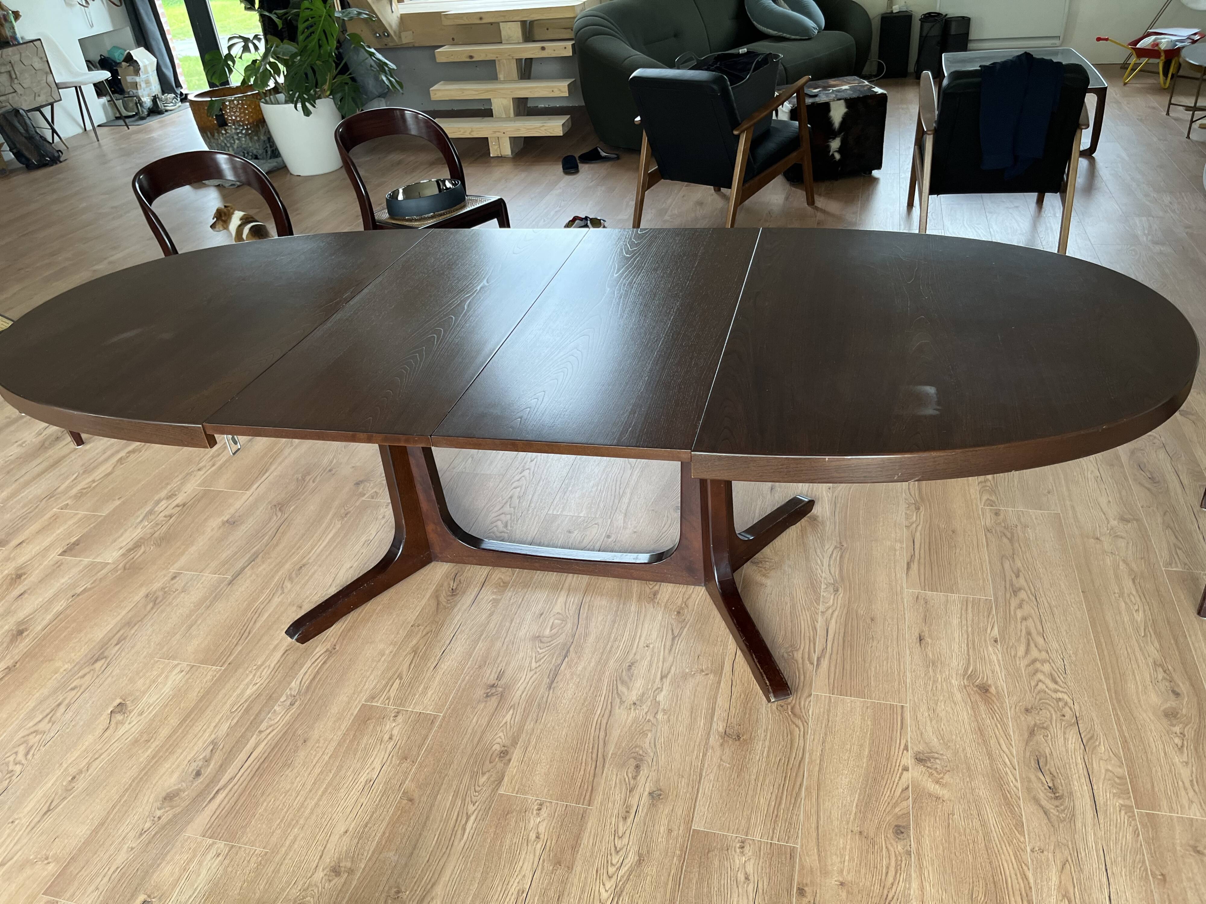 Baumann oval extendable dining room table and 6 Baumann Sled chairs known as gondola