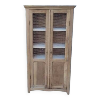 Small mesh cabinet, display case