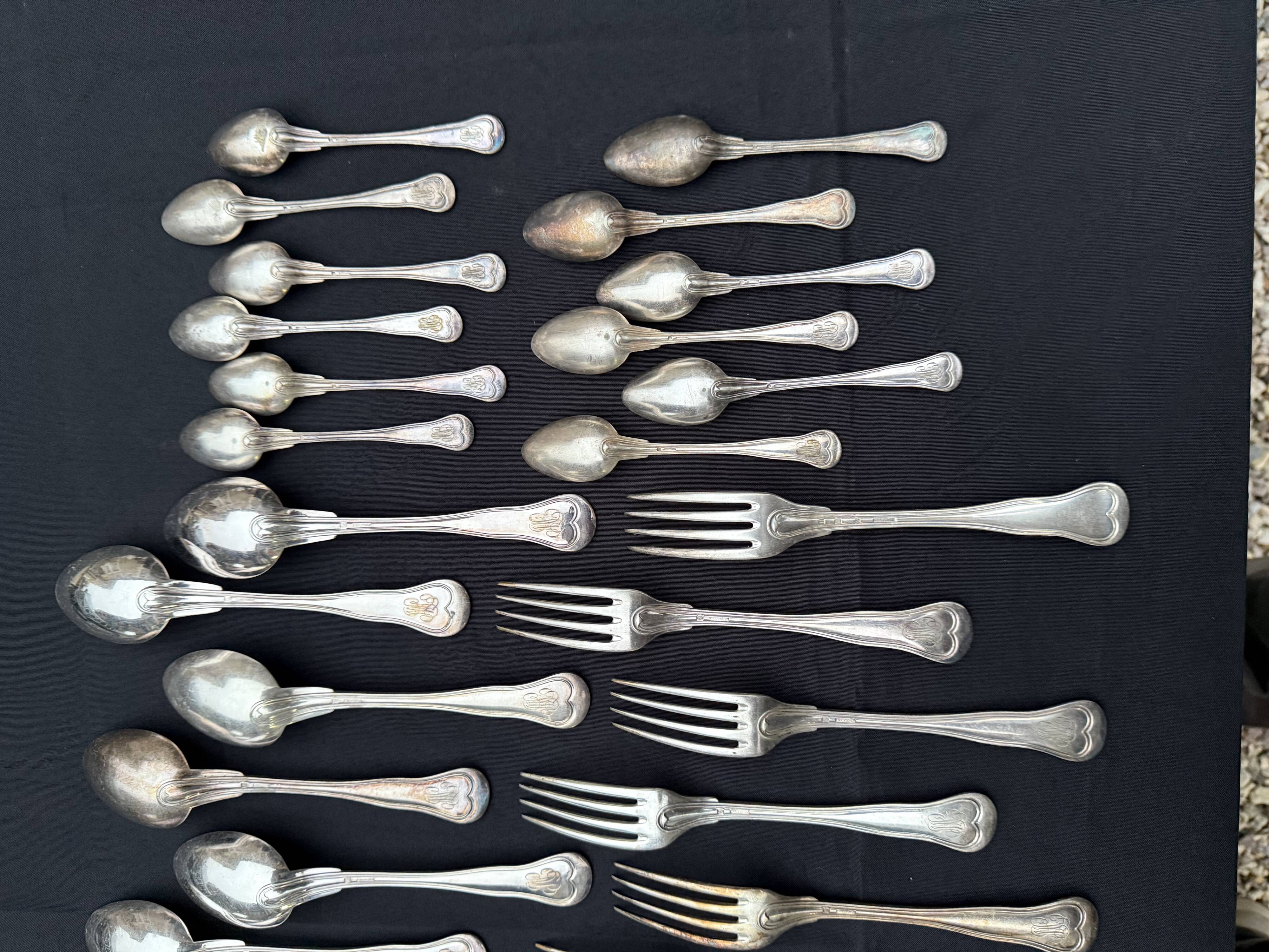 Christofle 37-piece cutlery set, Filet violon model