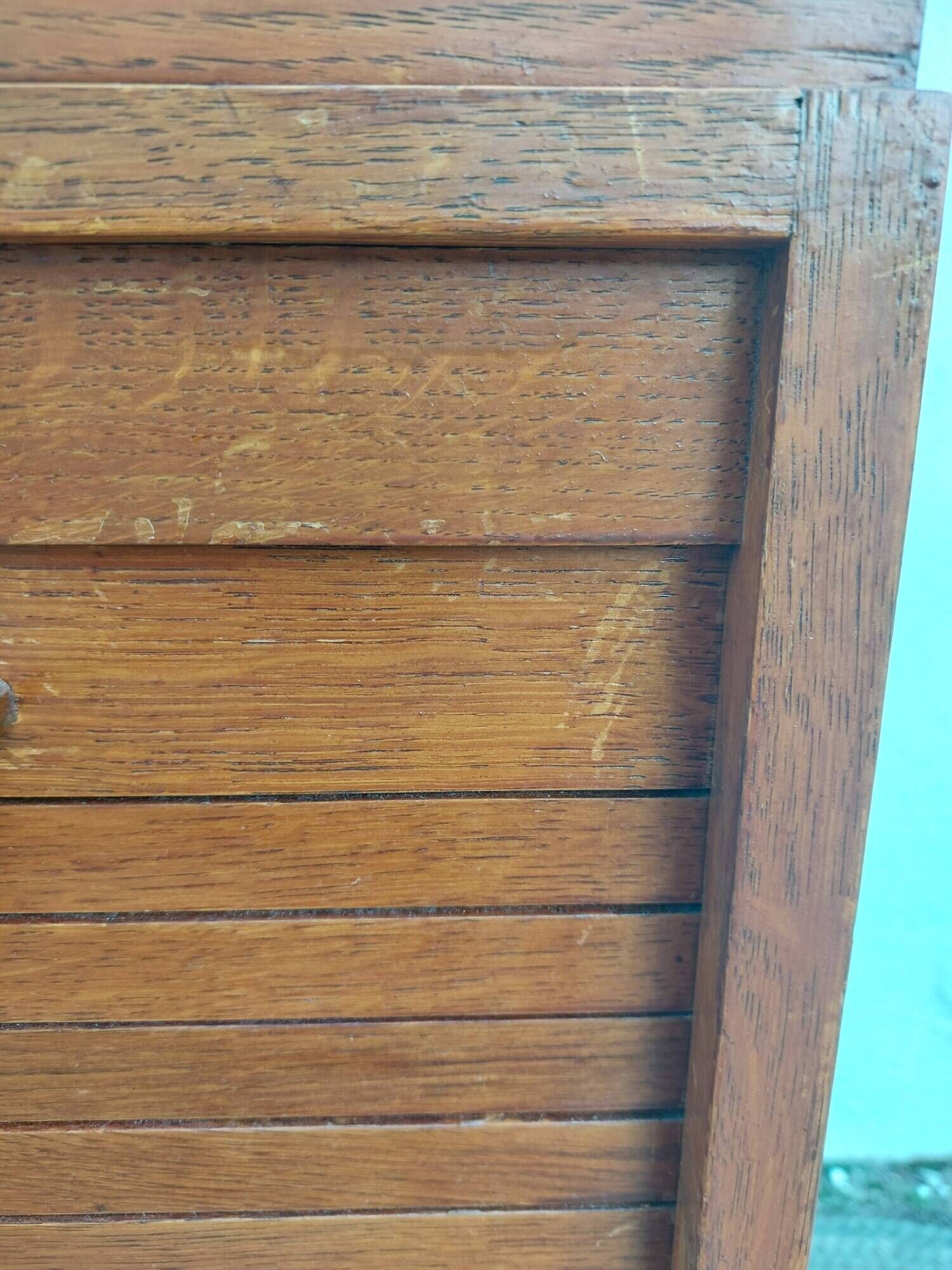 Small piece of furniture, roll-top filing cabinet