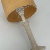Lampe et abat-jour en bois clair