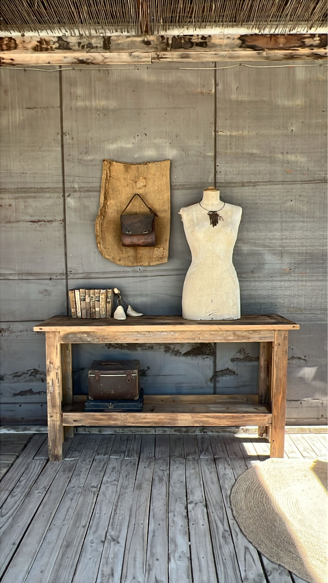 Ancienne console d’atelier