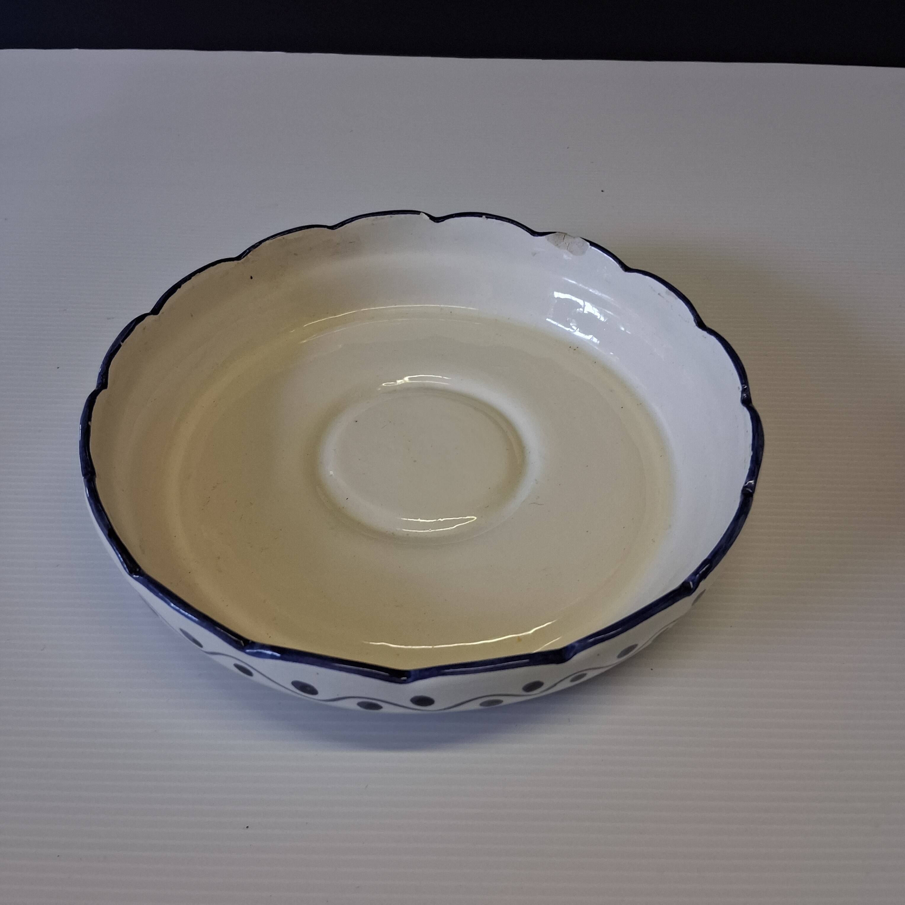 Very nice blue ceramic pot in good condition.