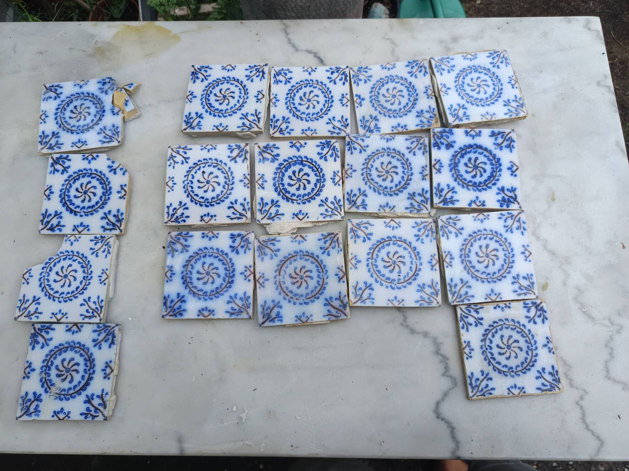 17 old tiles from Desvres Fourmaintraux-Courquin – 11 × 11 cm 19th century