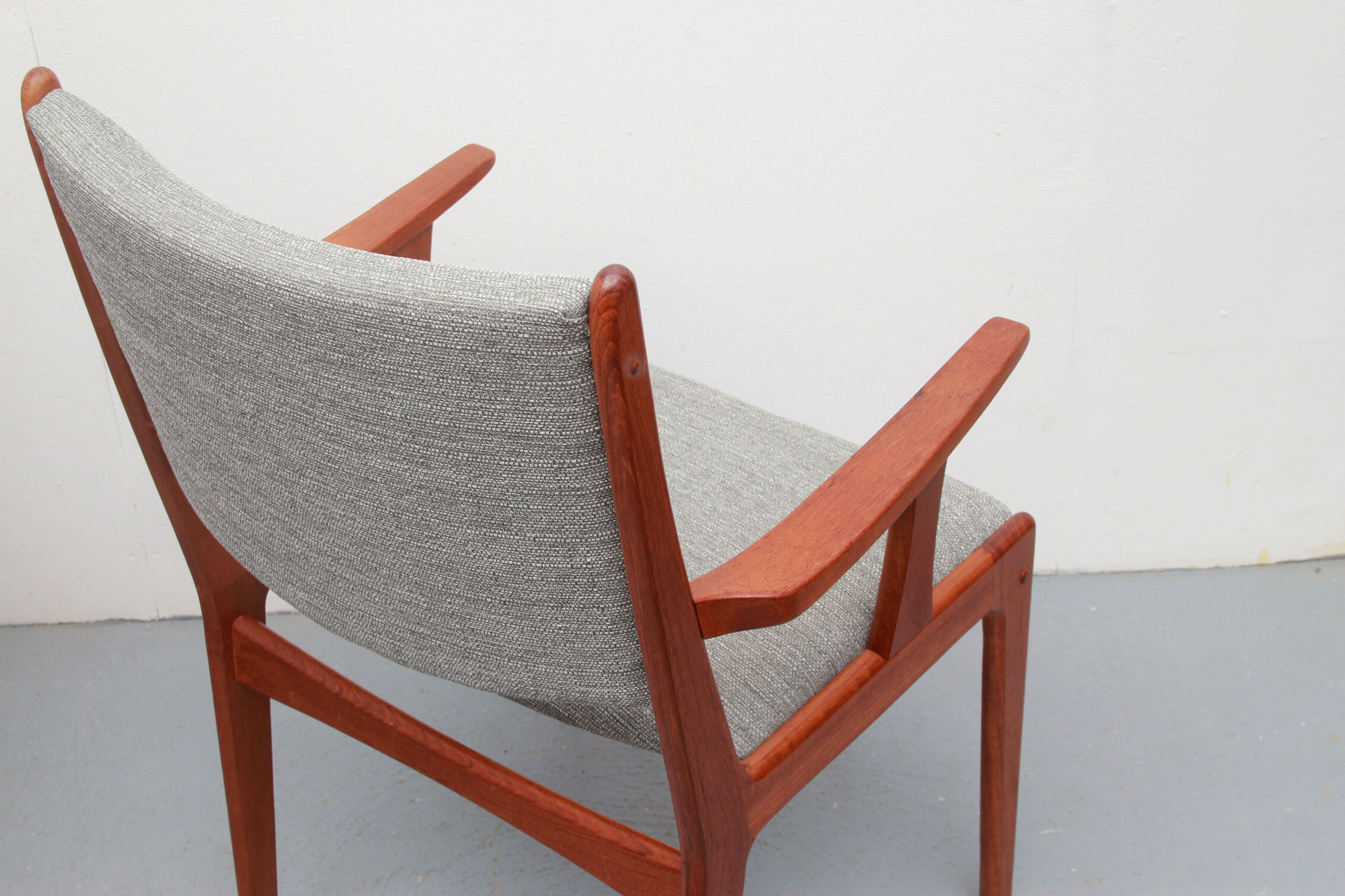 Fauteuil en teck danois des années 1960, Johannes Andersen pour Uldum