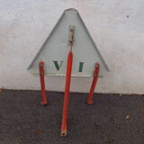 Slippery floor panel