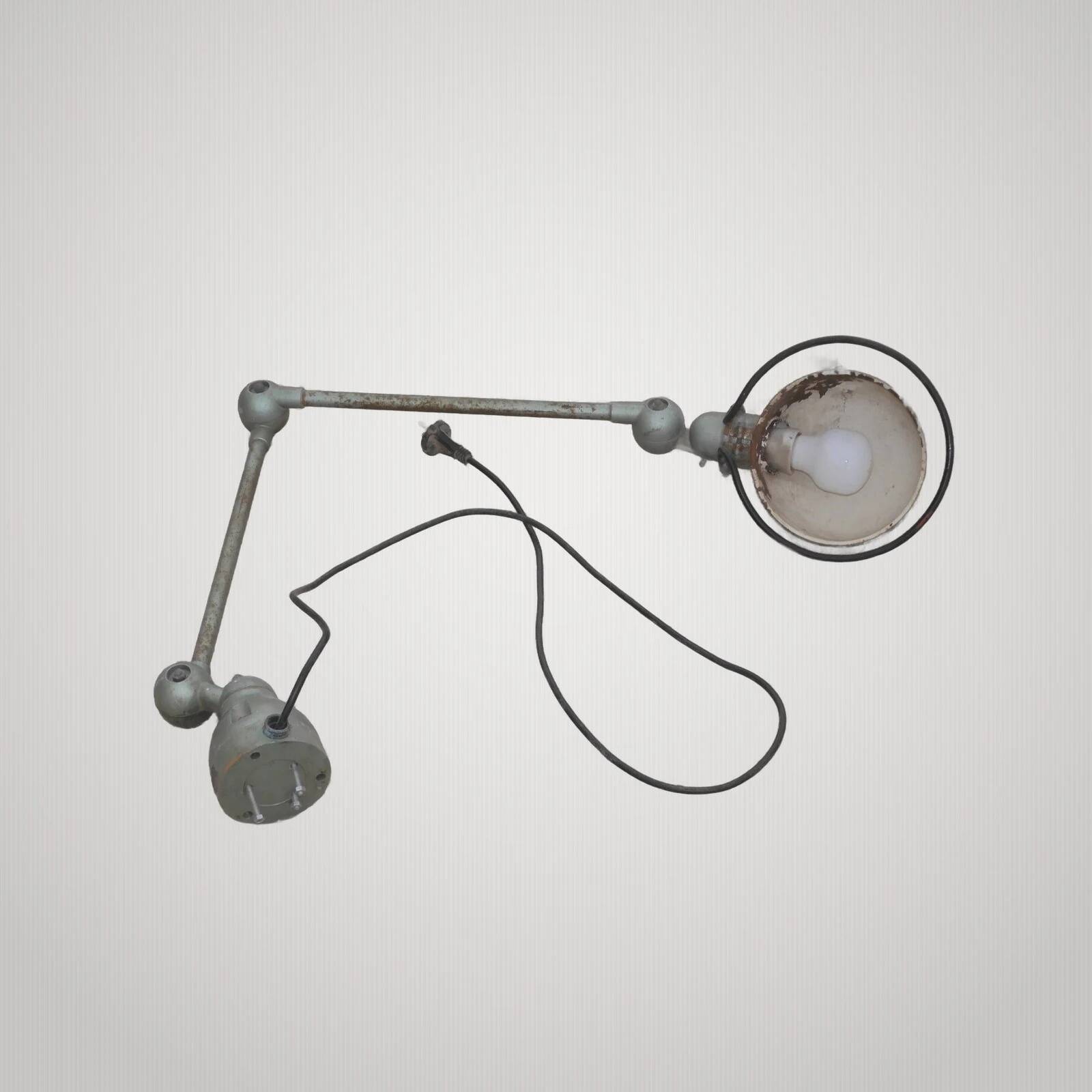 Ancienne lampe jielde 2 bras fonctionne