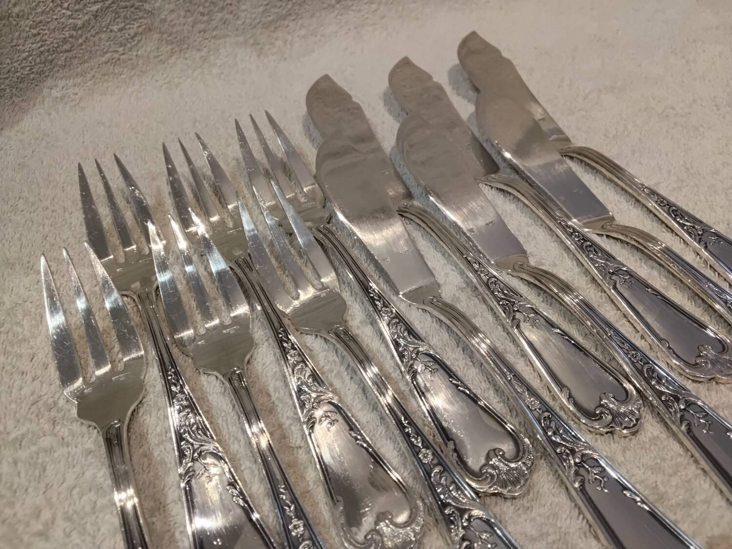 6 forks, 6 fish knives, silver-plated metal, silversmith Ercuis LXV 29