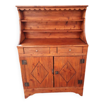 Mountain buffet cabinet