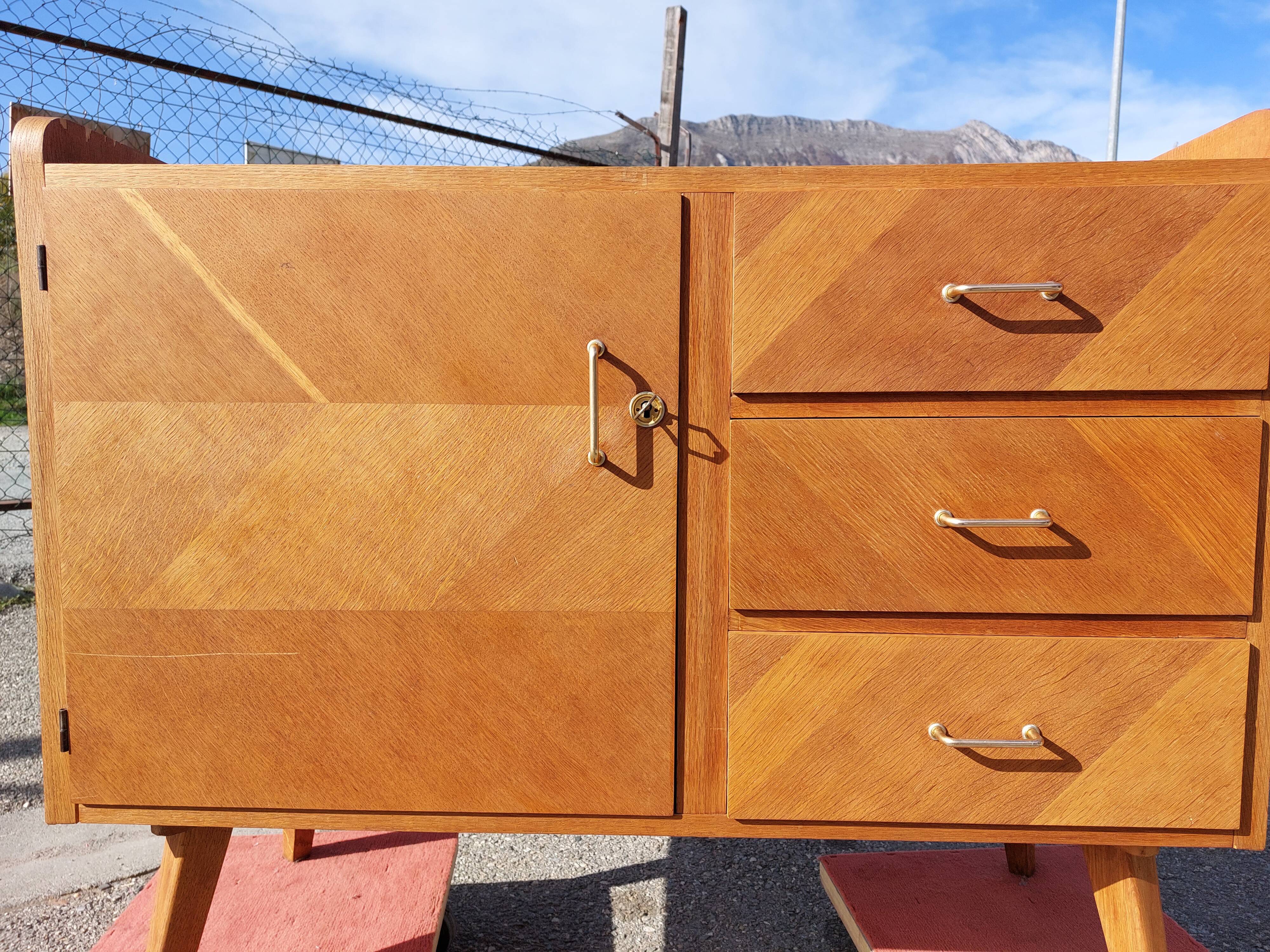 Vintage buffet 60