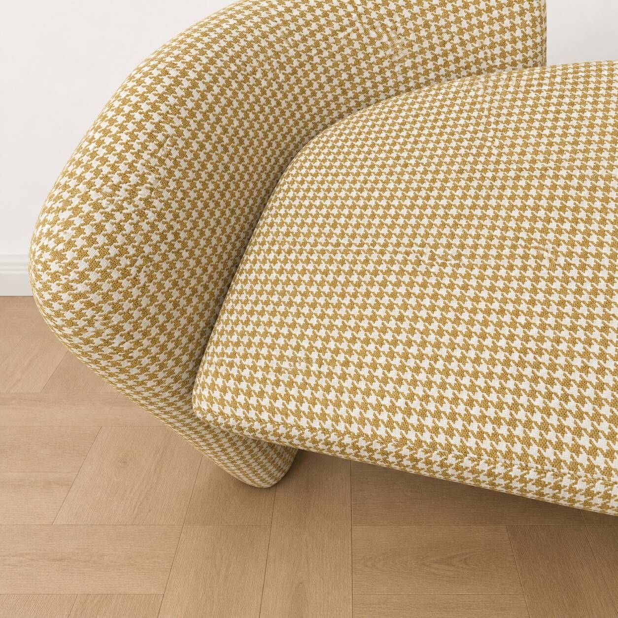 Eugenio Gerli armchair for Tecno reupholstered in houndstooth, 1970s.