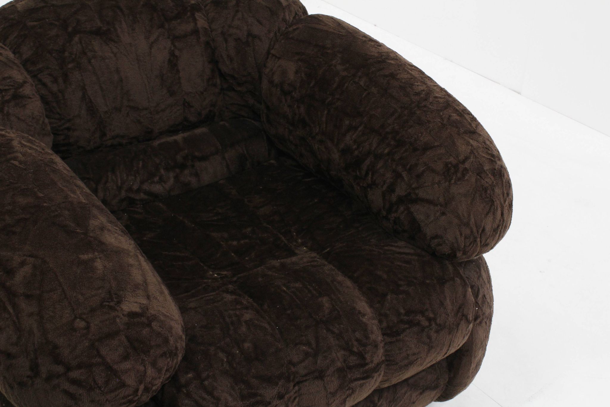 Vintage Italian armchairs brown velvet  1970s , set of 2