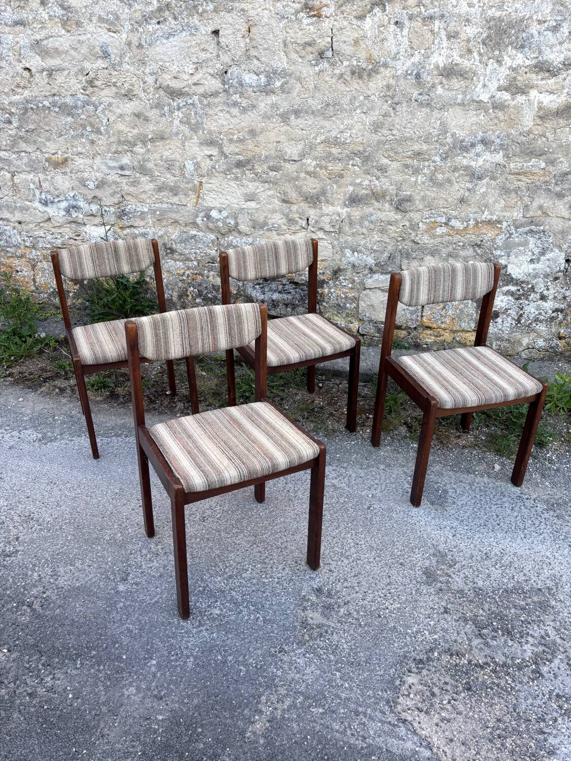 Set of 4 vintage 70s beech chairs